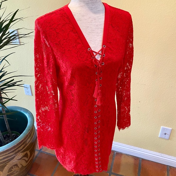 Guess, Long-Sleeve Lace Dress - Picture 4 of 7